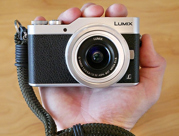  PANASONIC LUMIX DMC-GF9